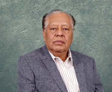 Dr. Ernesto Suaste Gómez