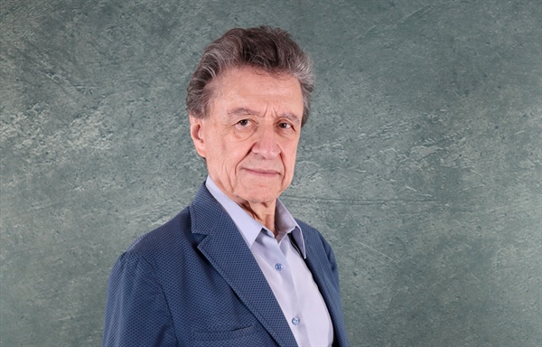 Dr. Arriano Eugenio Benito Frixione Garduño
