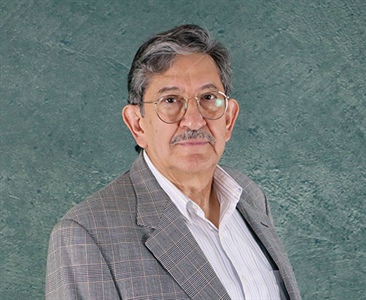 Dr. Mariano Enrique Cebrián García