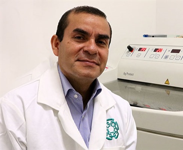 Dr. Vinicio Granados Soto
