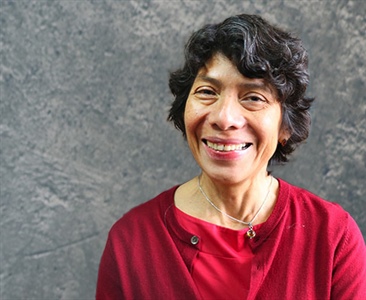 Dra. Laura Cházaro García