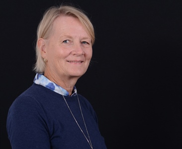 Dra. Gertrud Lund